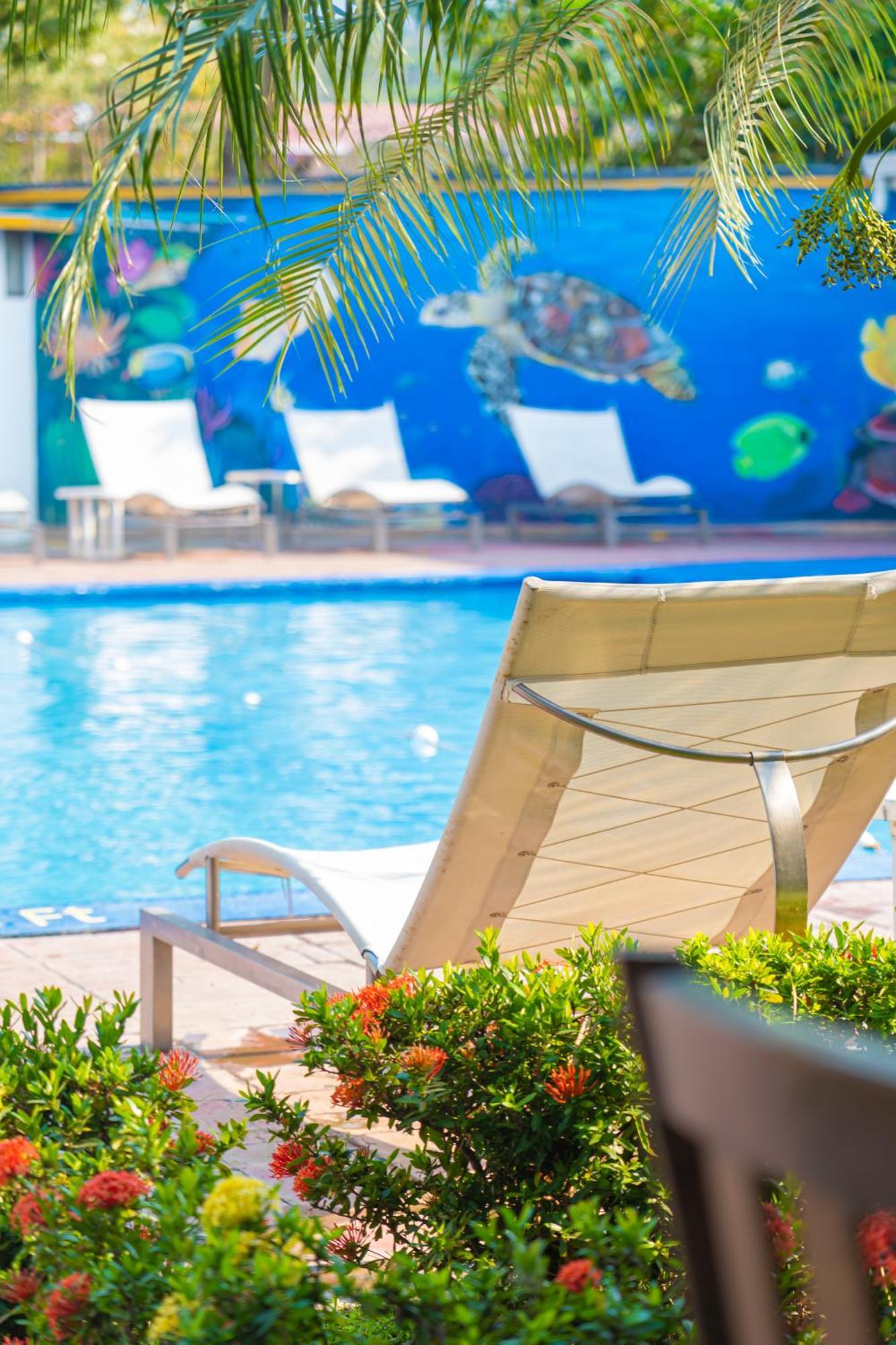 Hotel Las Hamacas La Ceiba Exterior photo